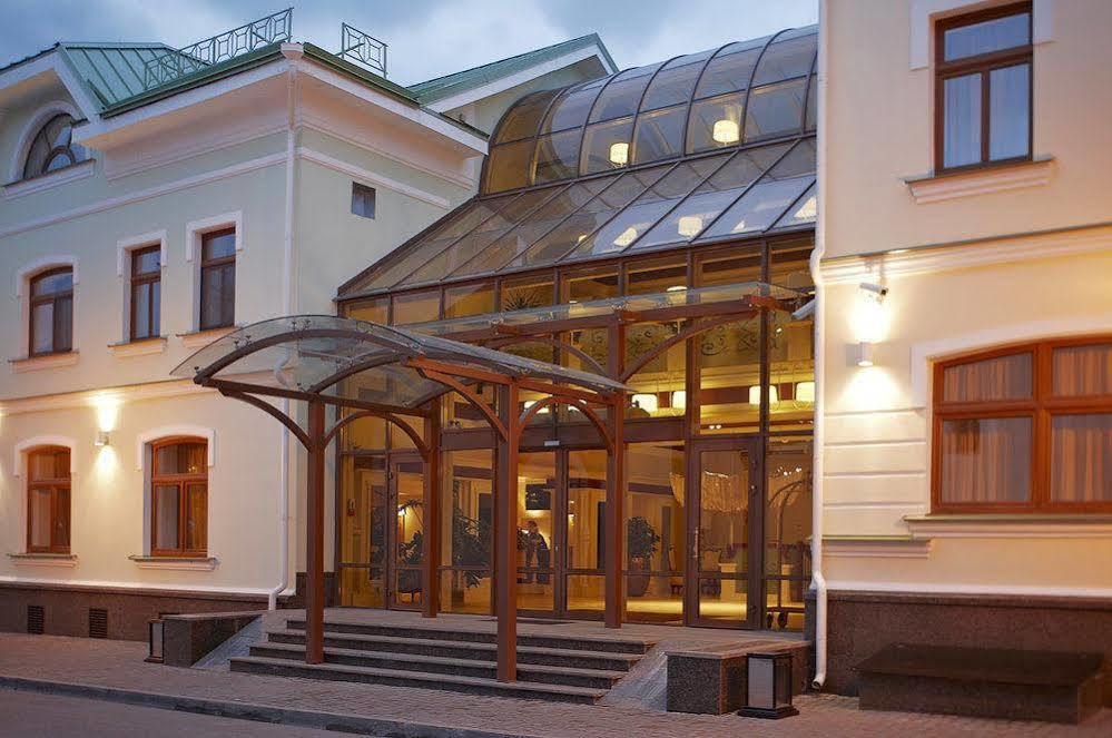 Dvor Podznoeva - Business Building Hotel Pskov Esterno foto